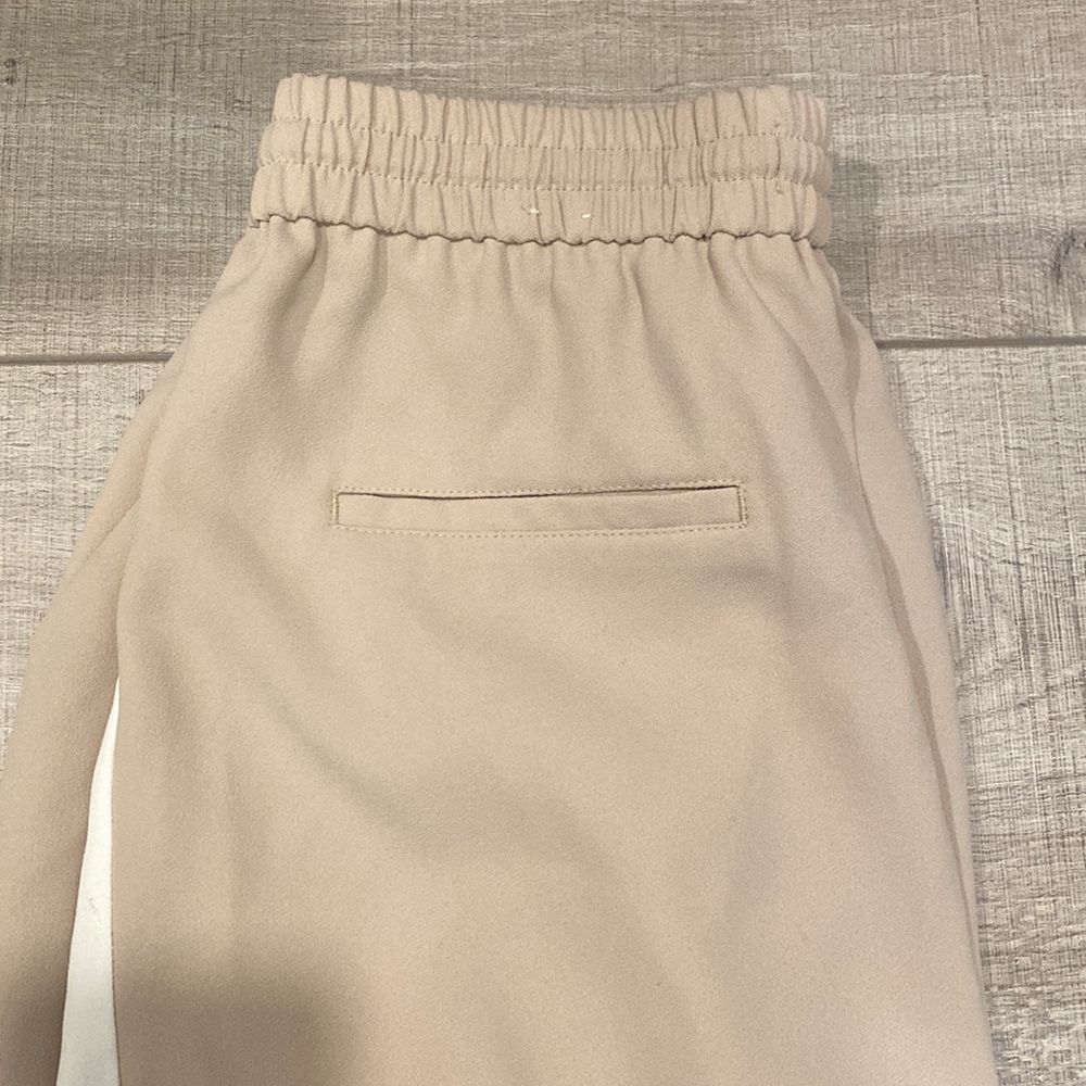 Express pants - Picture 4 of 5